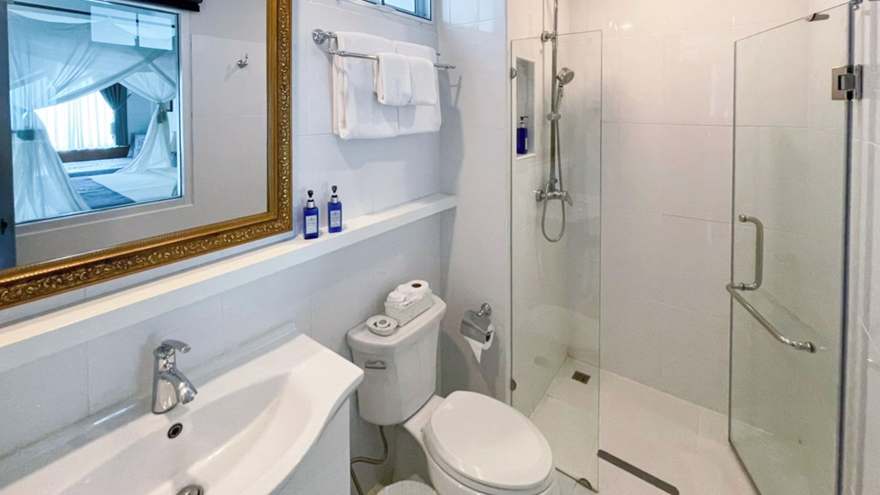 Photo of Bathroom in Amphawa