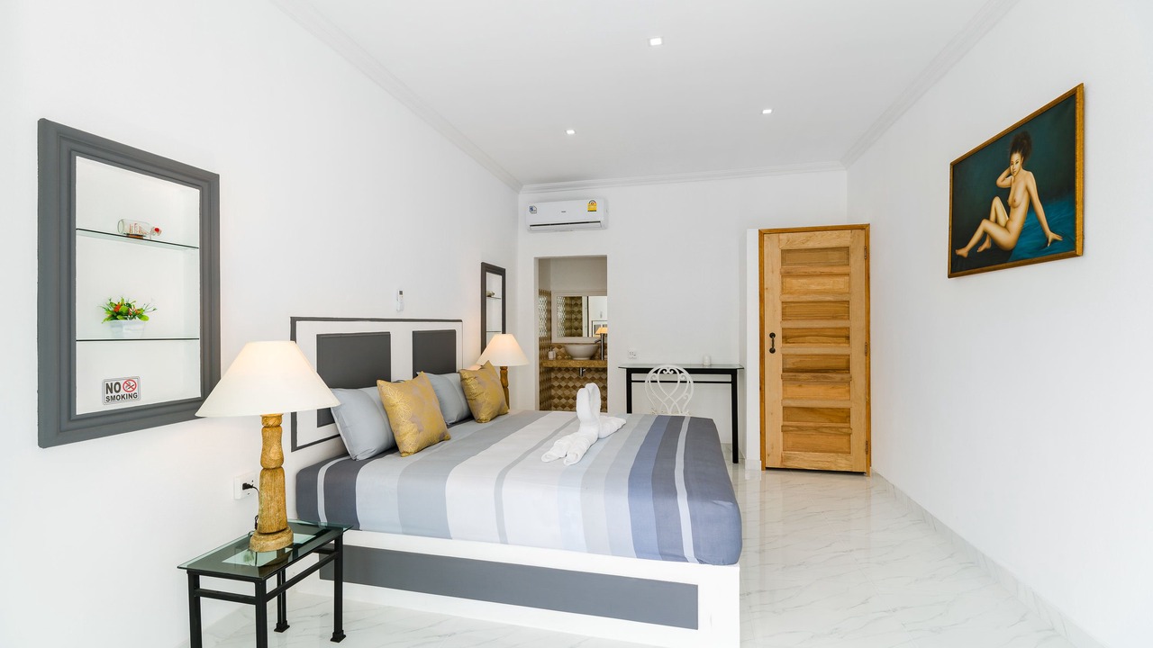 Photo of Bedroom in Maret