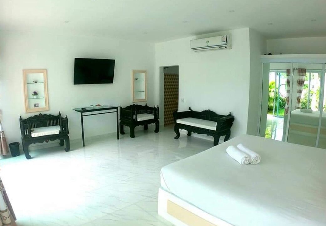 Photo of Bedroom in Maret