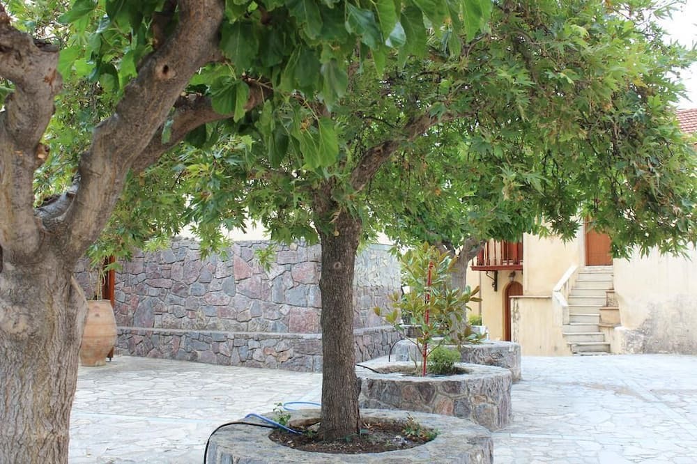 Photo of Outdoor in Zaros