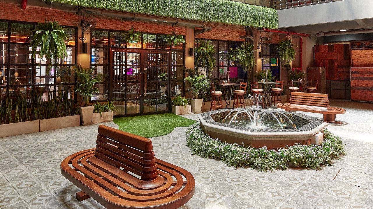 Photo of Patio Balcony in Pom Prap