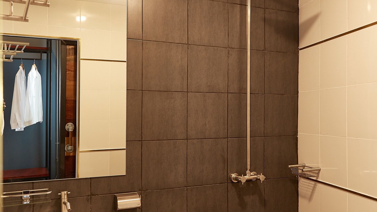 Photo of Bathroom in Pom Prap