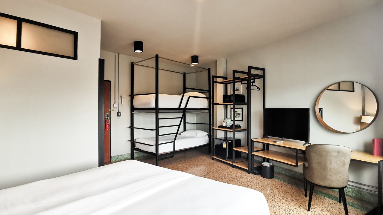 Photo of Bedroom in Pom Prap