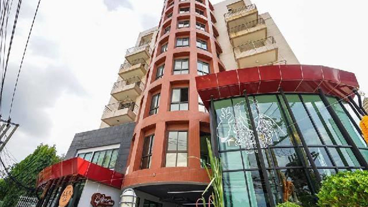 Photo of Outdoor in Din Daeng