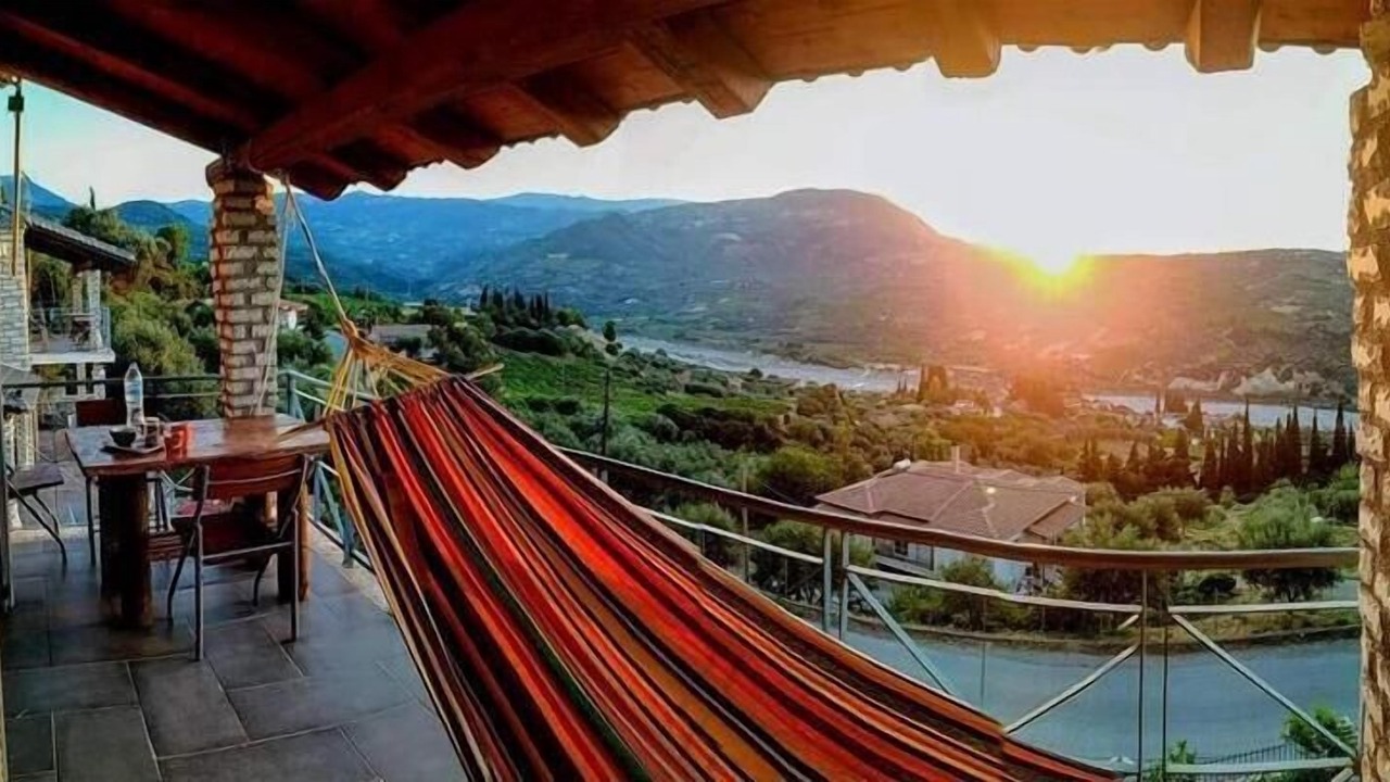 Photo of Patio Balcony in Koumaris