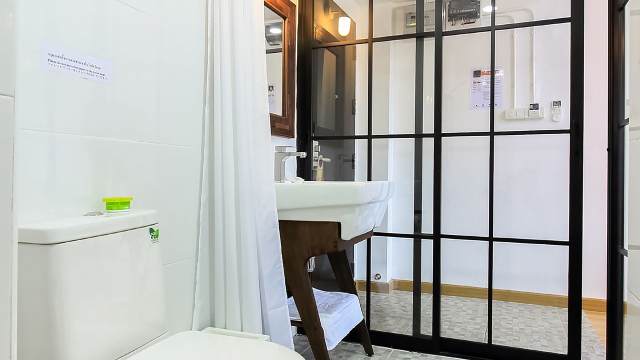 Photo of Bathroom in Saen Saep