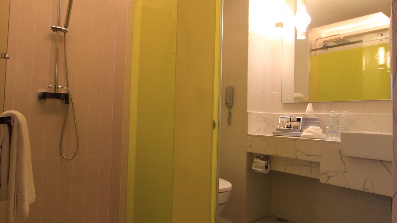 Photo of Bathroom in Uruphong