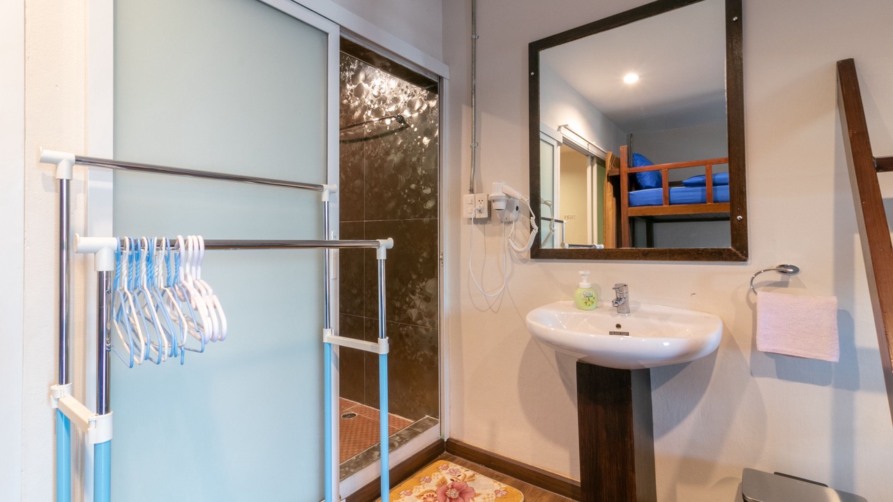 Photo of Bathroom in Rama 9