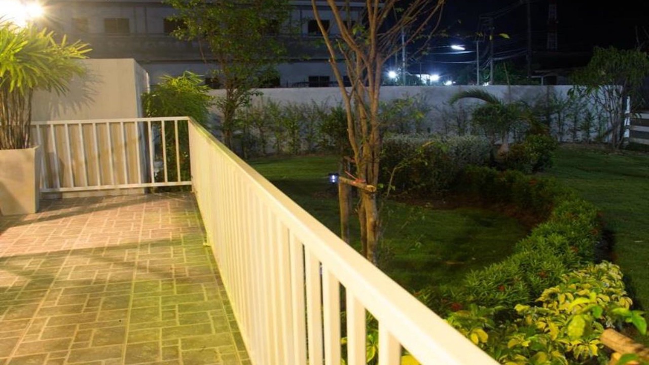 Photo of Patio Balcony in Sung Noen