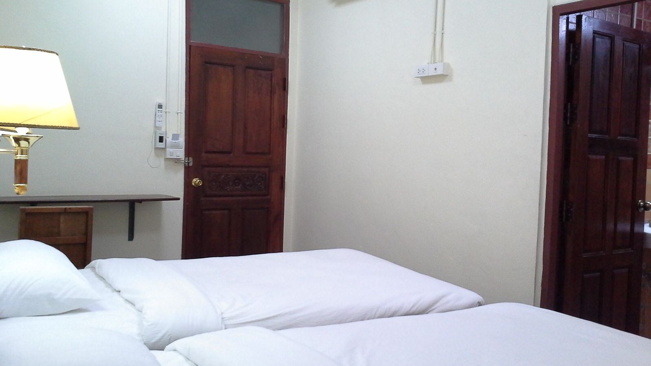 Photo of Bedroom in Talat Yot