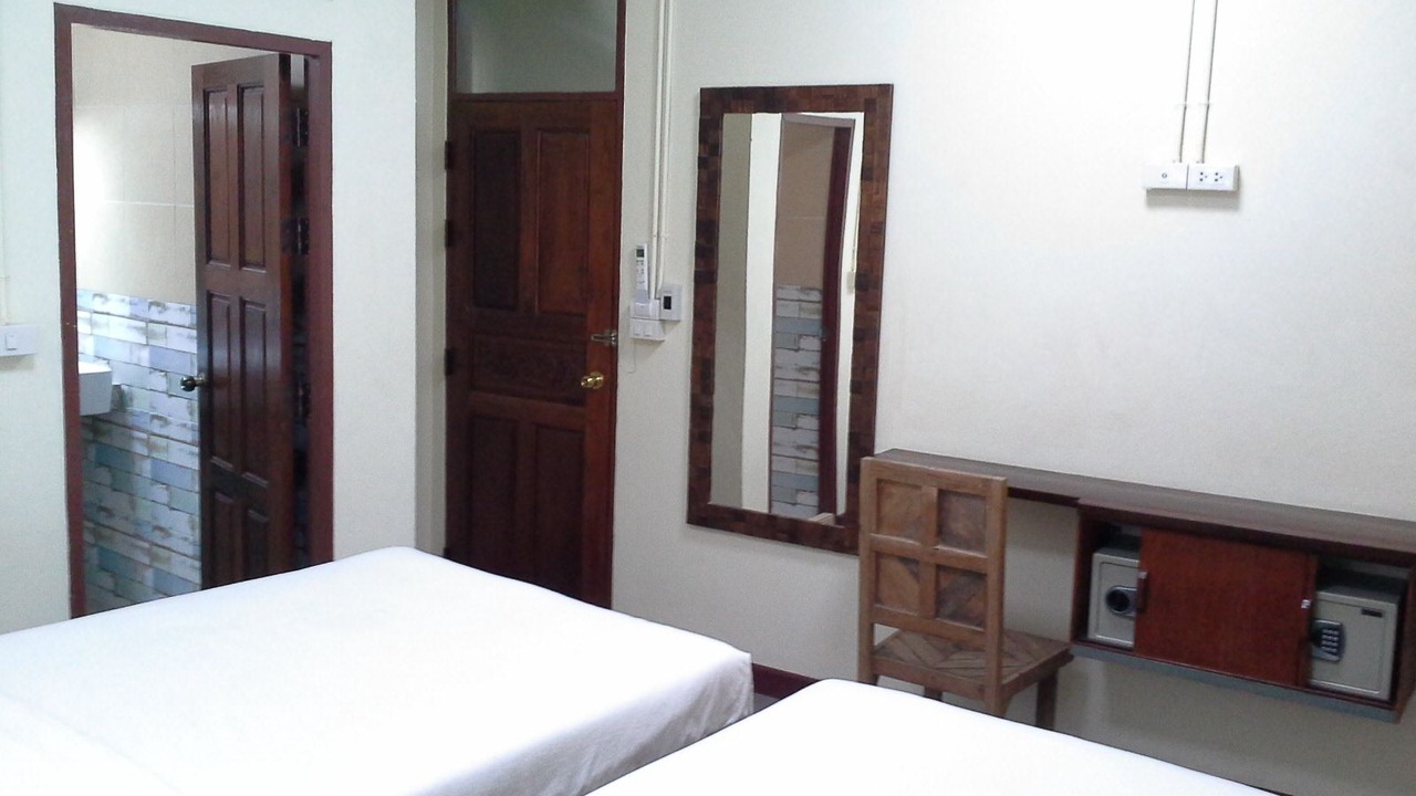 Photo of Bedroom in Talat Yot