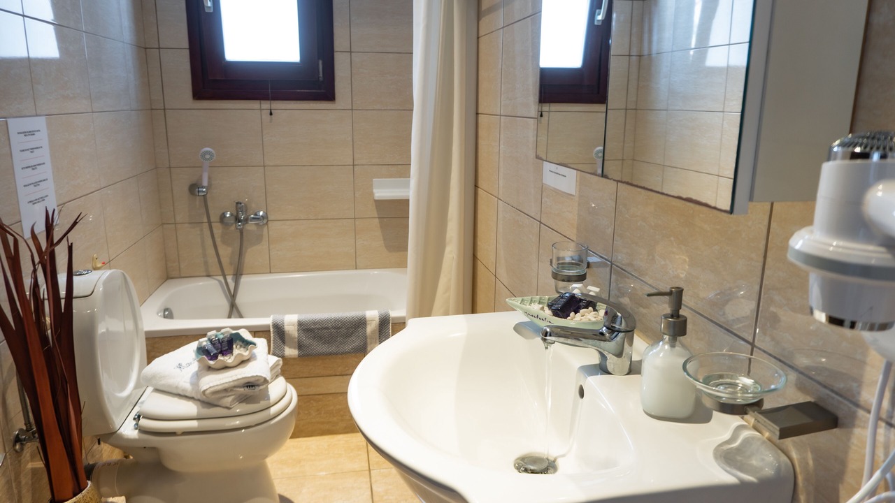 Photo of Bathroom in Skiros