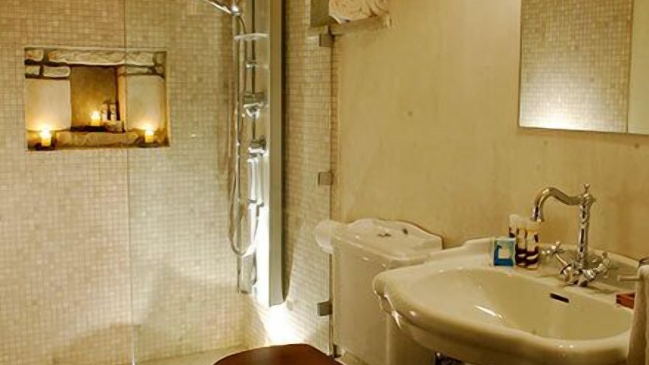 Photo of Bathroom in Aristi