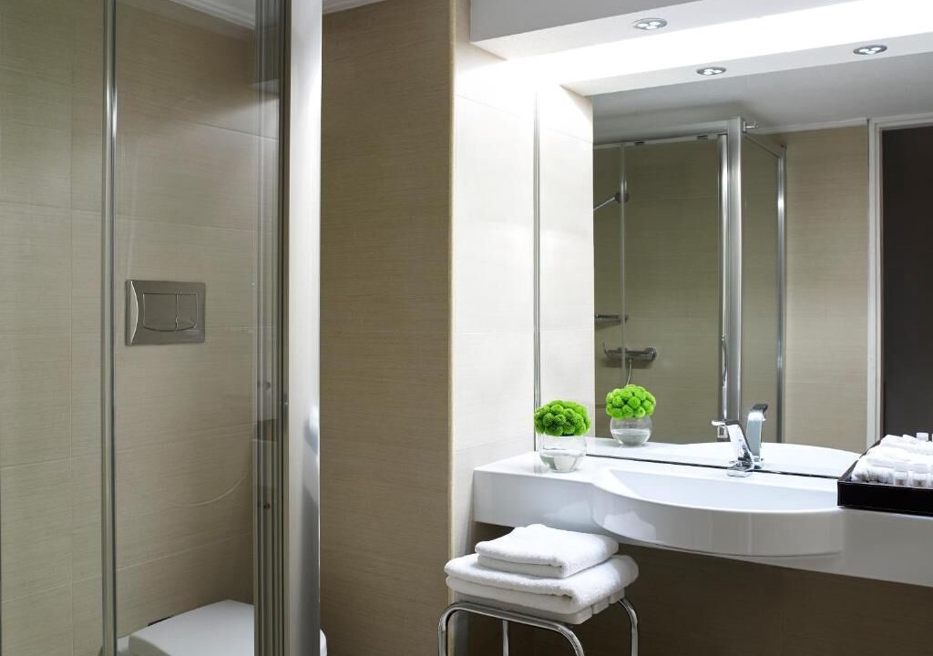 Photo of Bathroom in Foinikounta