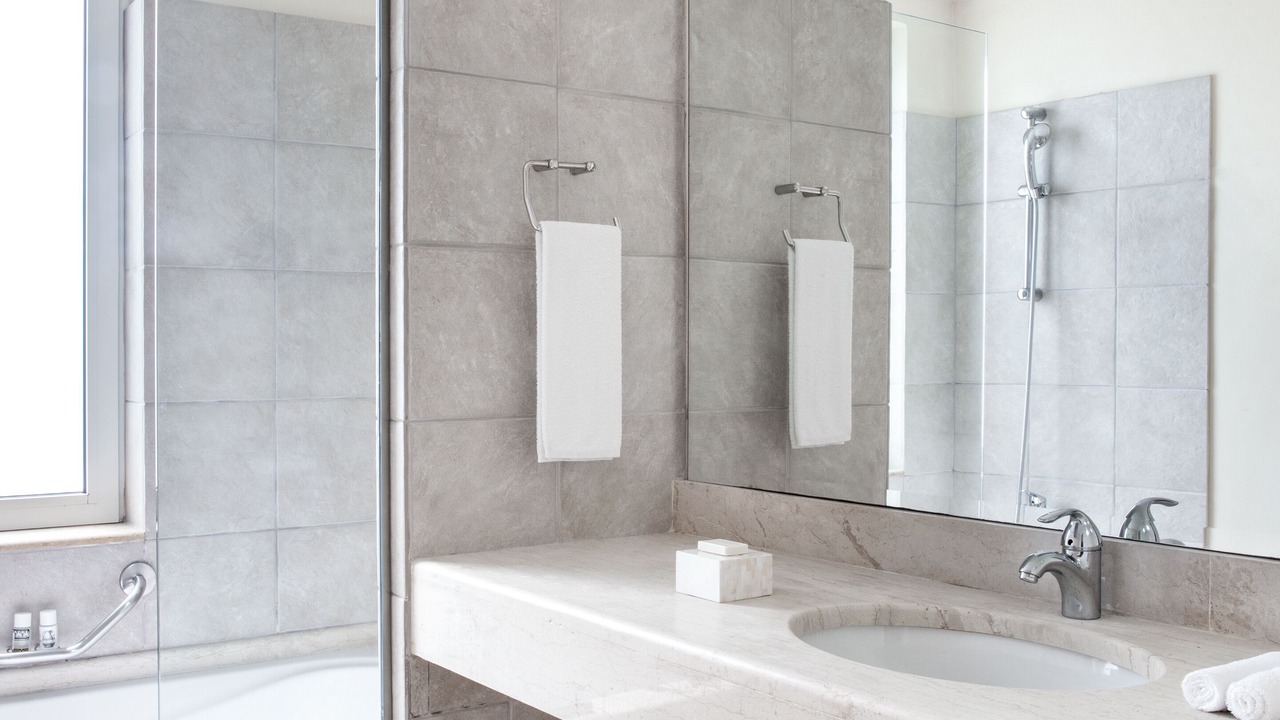 Photo of Bathroom in Loutra Killinis