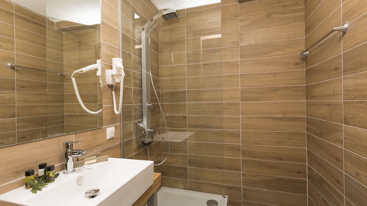 Photo of Bathroom in Ladadika