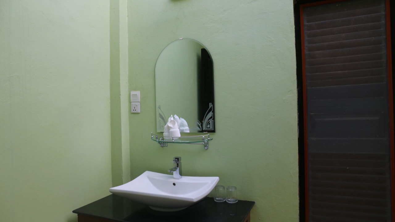 Photo of Bathroom in Kampong Thma