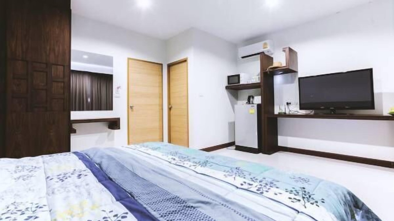 Photo of Bedroom in Chalong