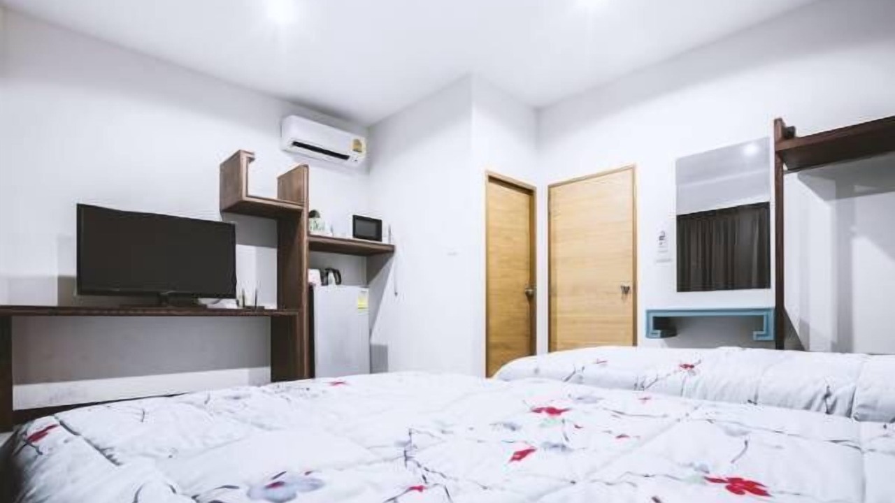 Photo of Bedroom in Chalong