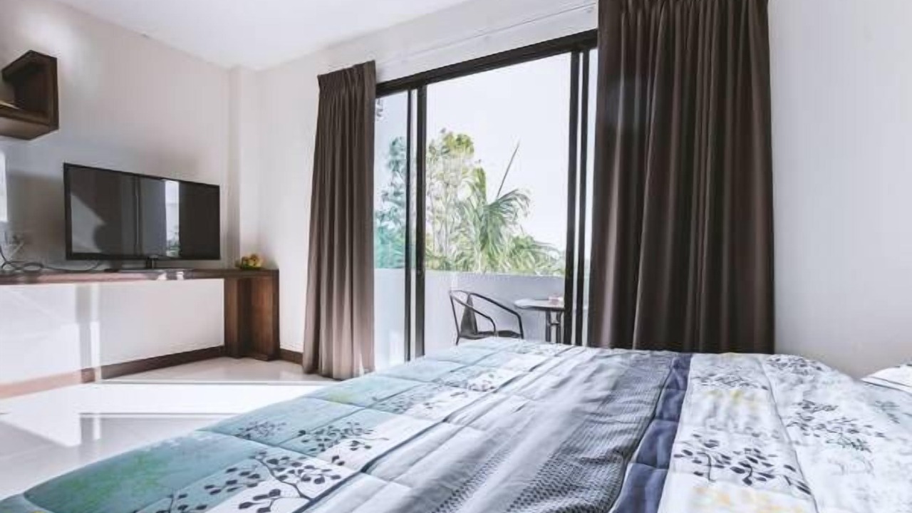Photo of Bedroom in Chalong
