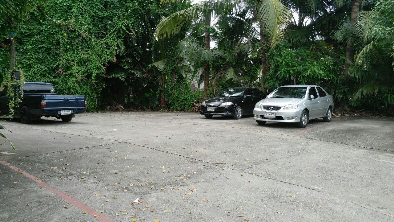 Photo of Others in Bang Khae