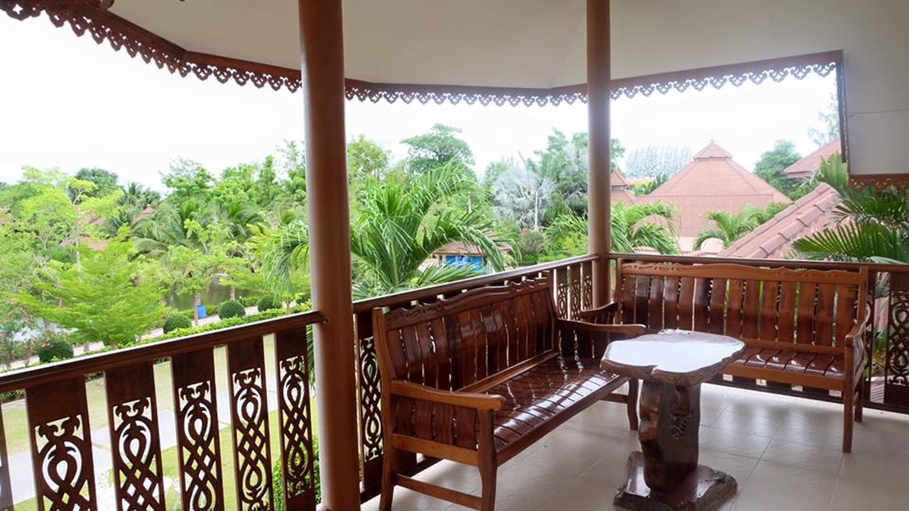Photo of Patio Balcony in Tha Khoei