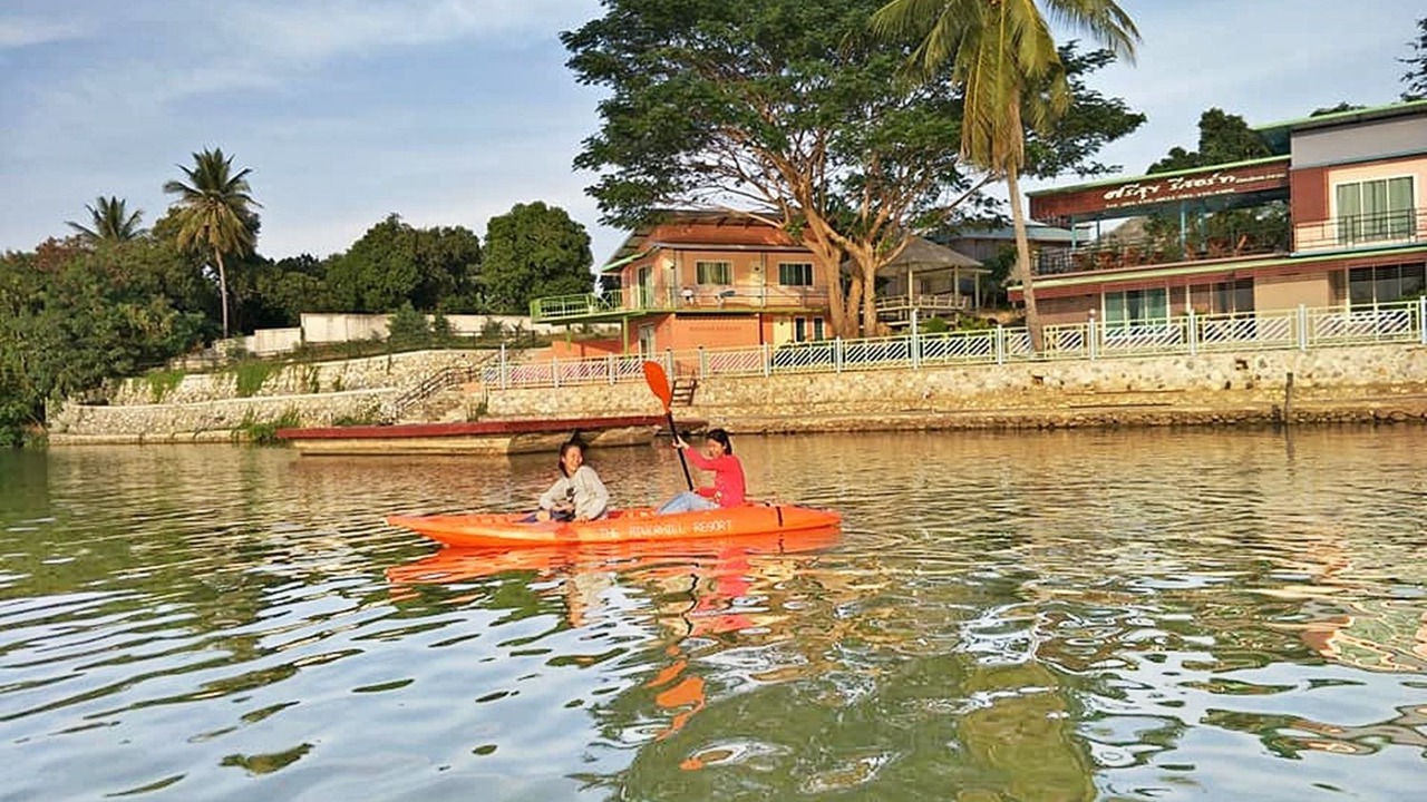 Photo of Others in Ko Samrong