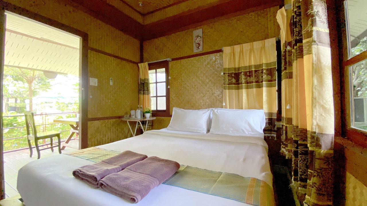 Photo of Bedroom in Mae Nam