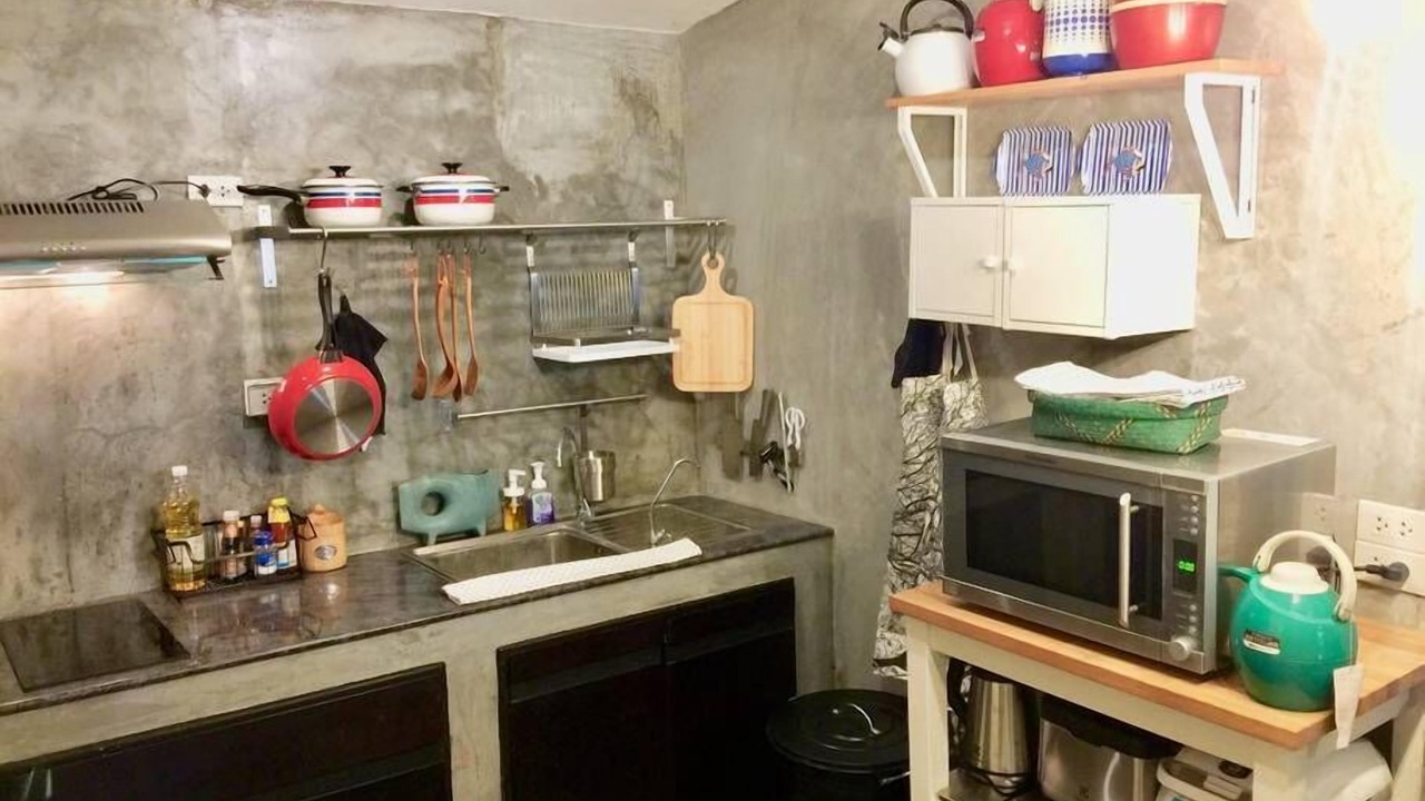 Photo of Kitchen in Phra Khanong Nuea