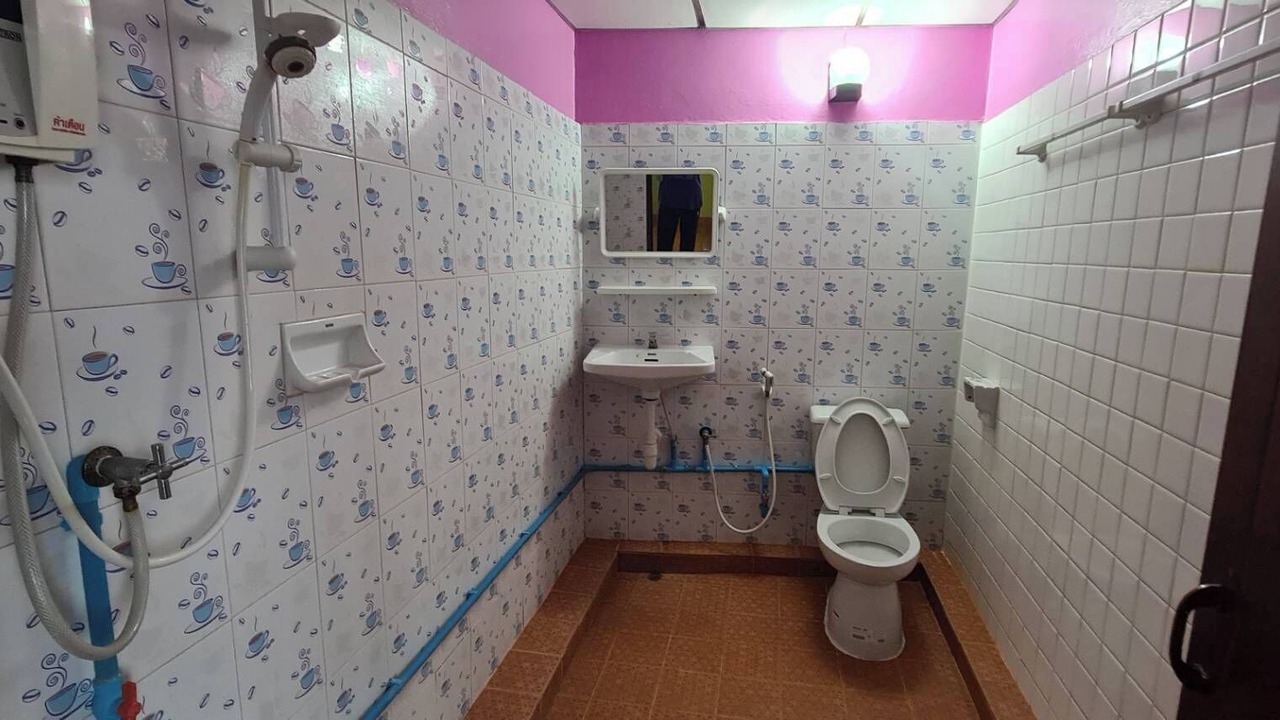 Photo of Bathroom in Samut Songkhram