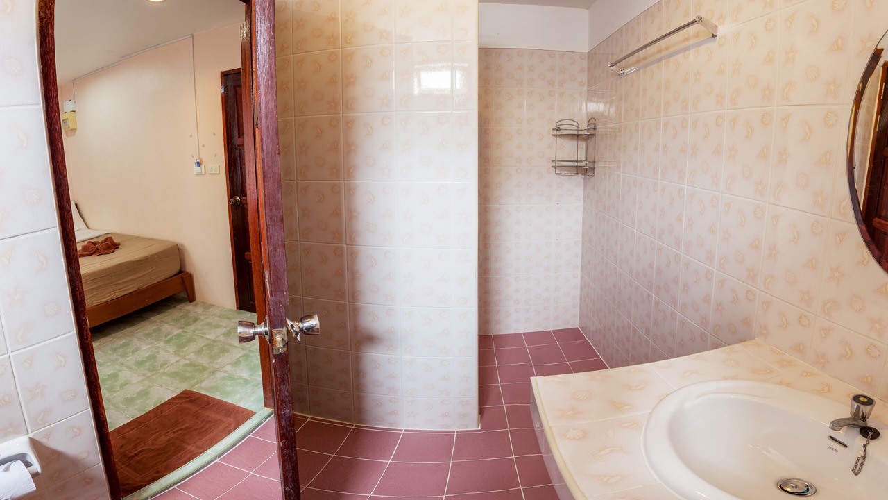 Photo of Bathroom in Ko Lanta
