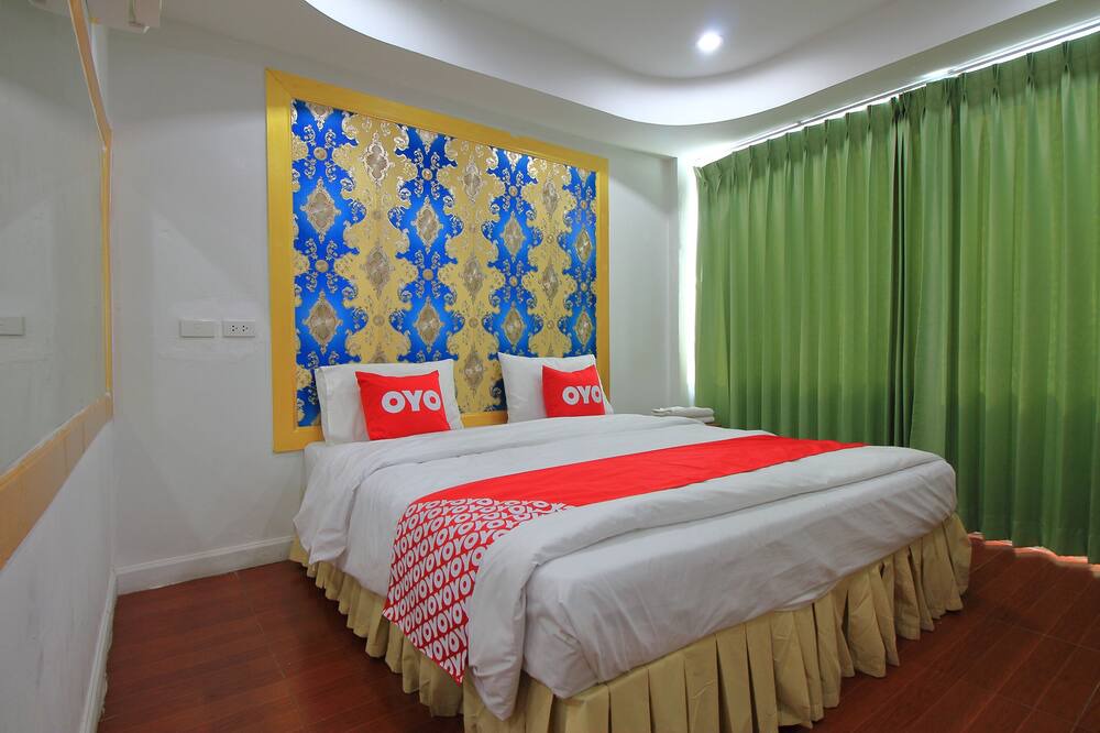 Photo of Bedroom in Bang Khae