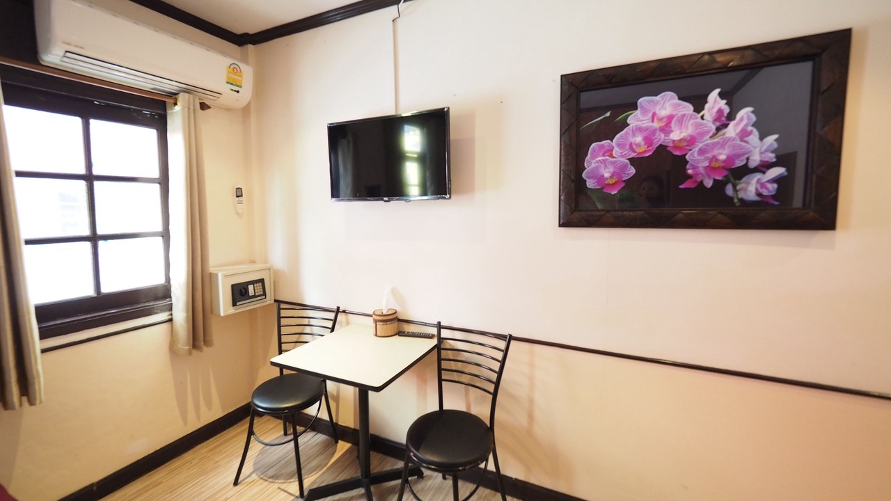 Photo of Bedroom in Bangkok Central Business District