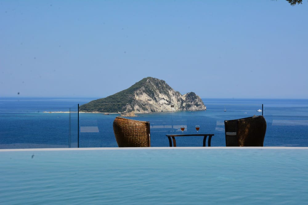 Photo of Outdoor in Limni Keri