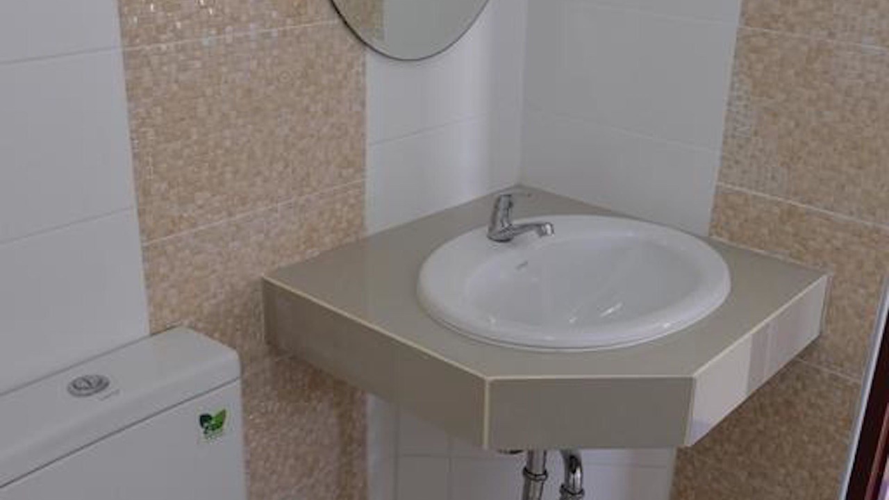 Photo of Bathroom in Ang Thong