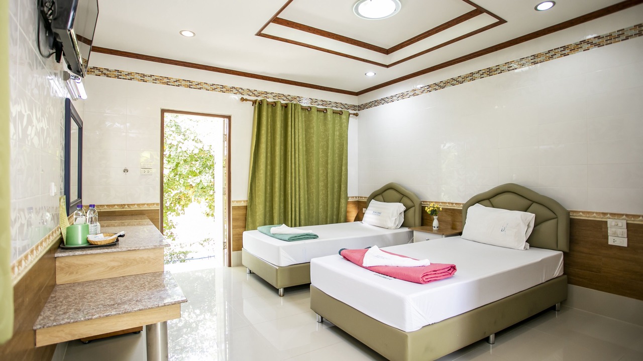 Photo of Bedroom in Ang Thong