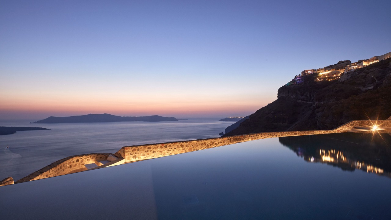 Photo of Others in Fira