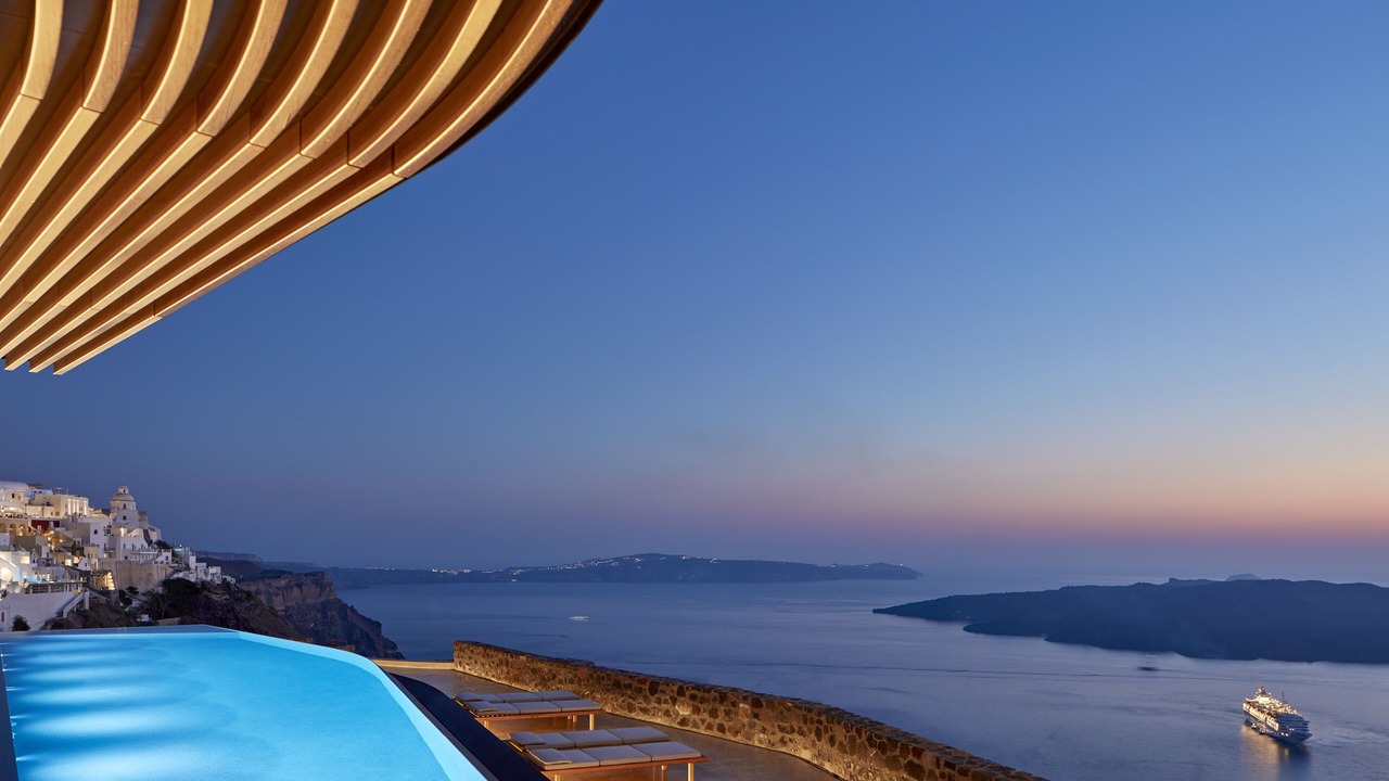 Photo of Outdoor in Fira