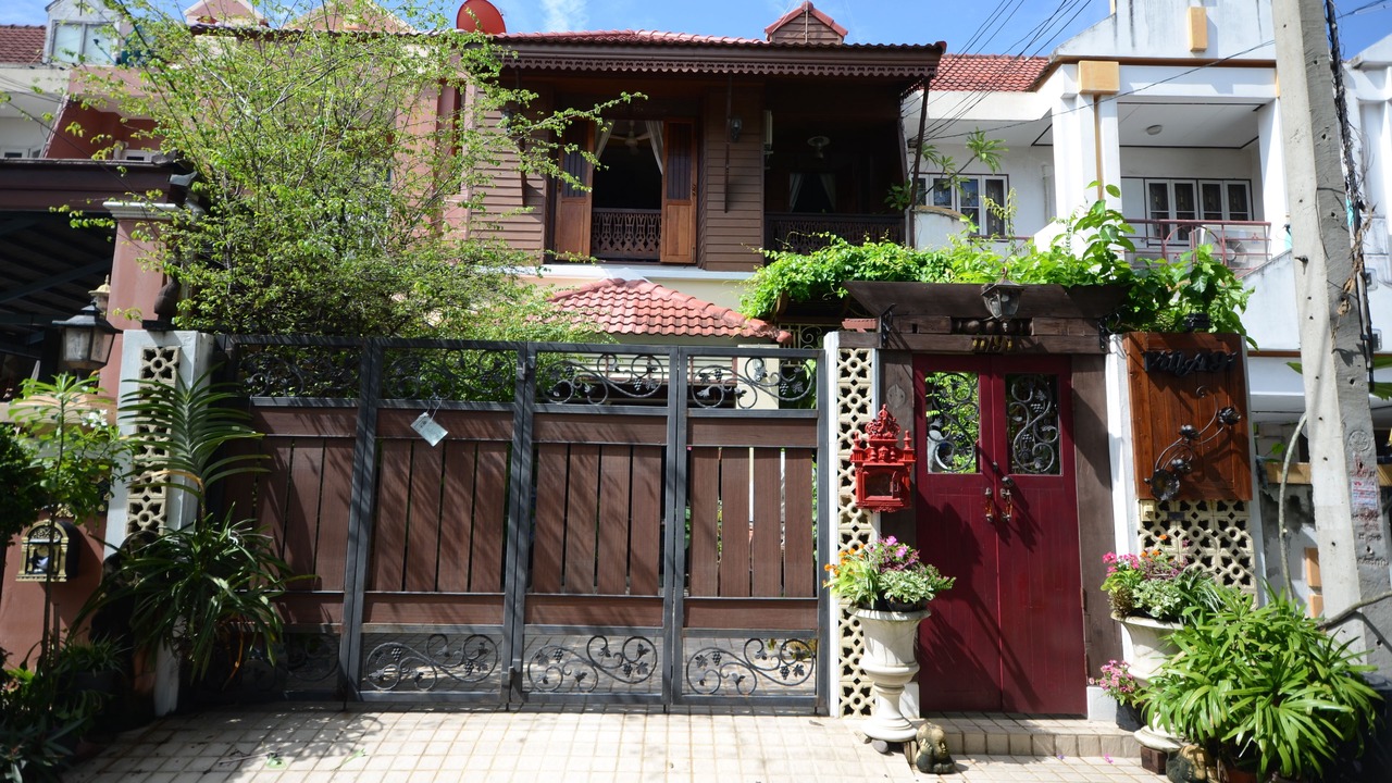 Photo of Outdoor in Anusawari