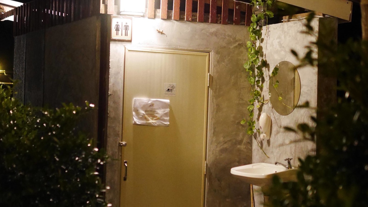Photo of Bathroom in Na Mueang