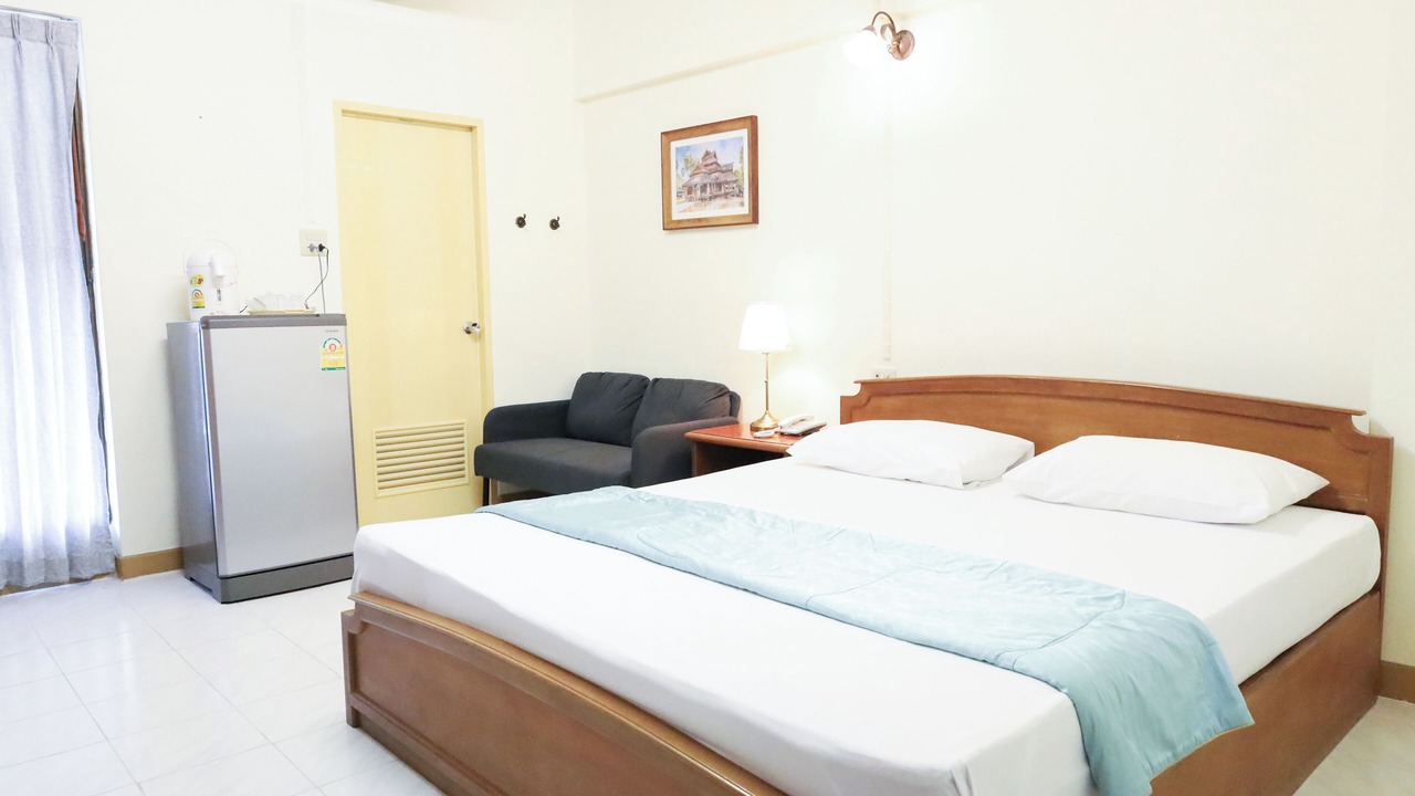 Photo of Bedroom in Samsen Nok