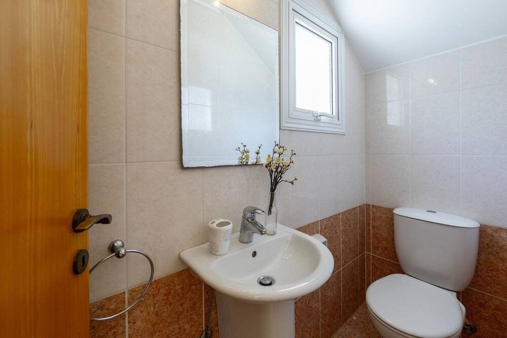 Photo of Bathroom in Cape Greko