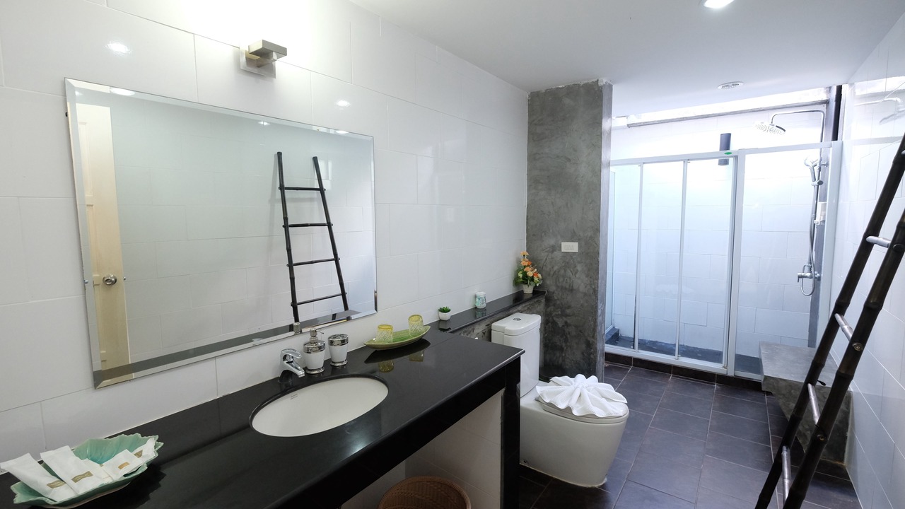 Photo of Bathroom in Mai Fat