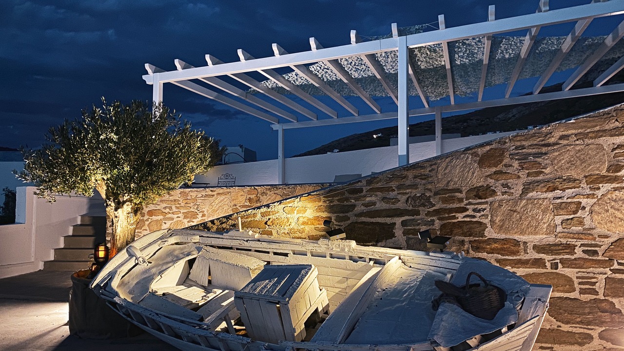 Photo of Outdoor in Kini