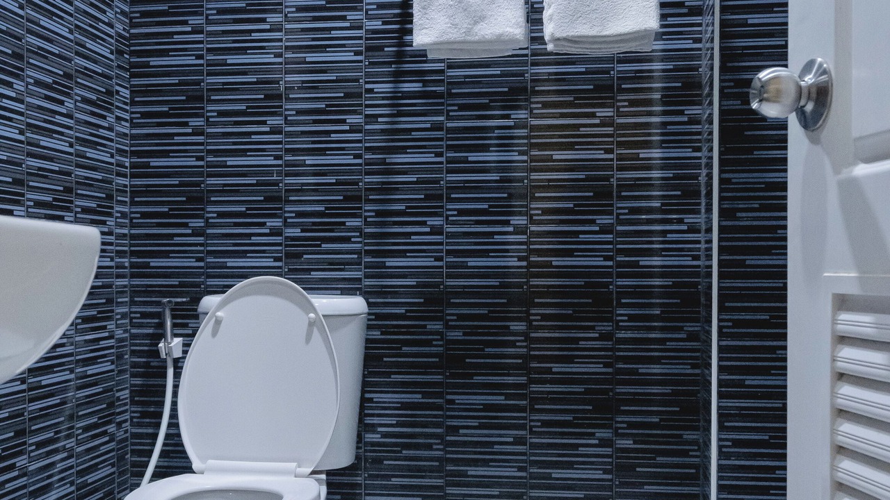 Photo of Bathroom in Talat Yot