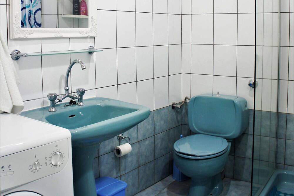 Photo of Bathroom in Kouramades