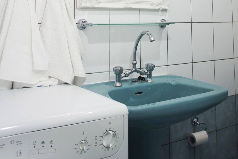 Photo of Bathroom in Kouramades