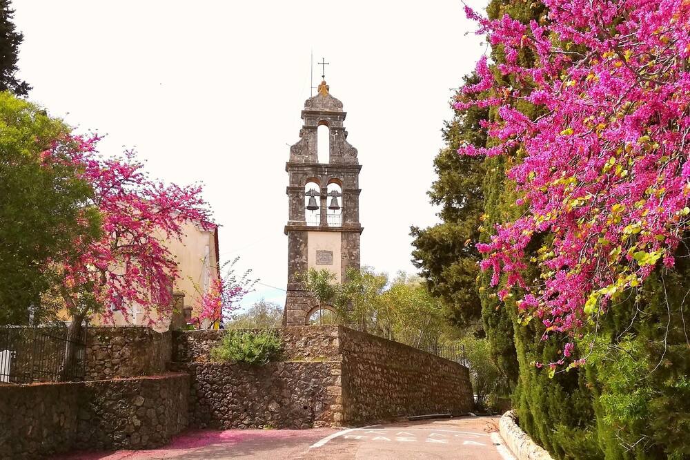 Photo of Outdoor in Kouramades
