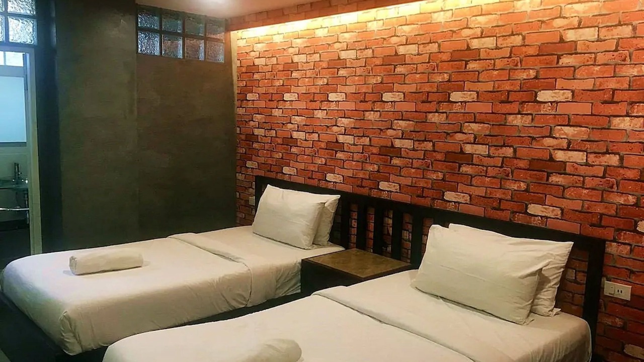 Photo of Bedroom in Samsen Nok