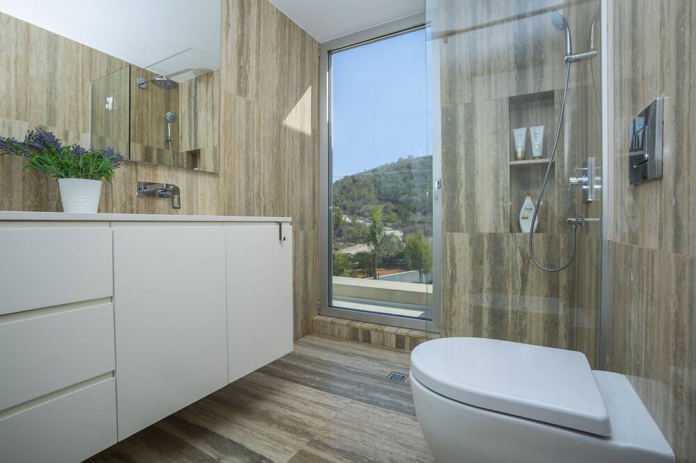 Photo of Bathroom in Protaras